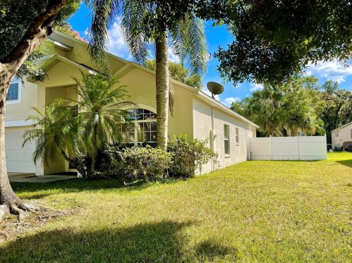 113 Belgian Way, Sanford, FL 32773-6857
