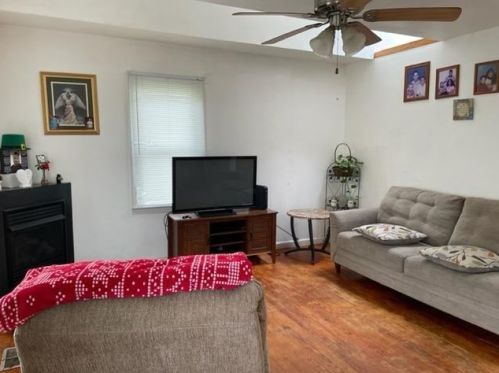 374 Wall St, Wilmington, OH 45177-1820