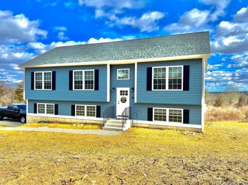 82 Brown Rd, Norwich, CT 06384-1107