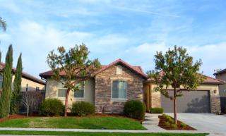 1374 Via Verde Dr, Fresno, CA 93730-8805