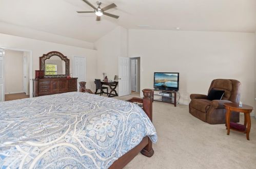 149 Pne Cv, Uhland TX  78640-5842 exterior