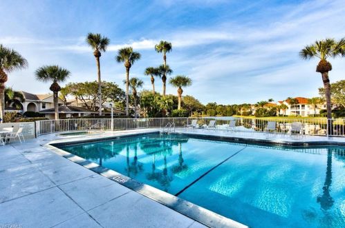 6290 Bellerive Ave, Naples FL  34119-4713 exterior