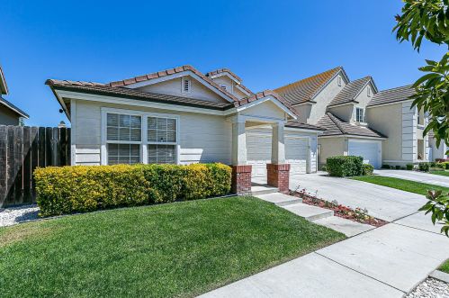 2234 Riverton Dr, Santa Maria, CA 93458-1429