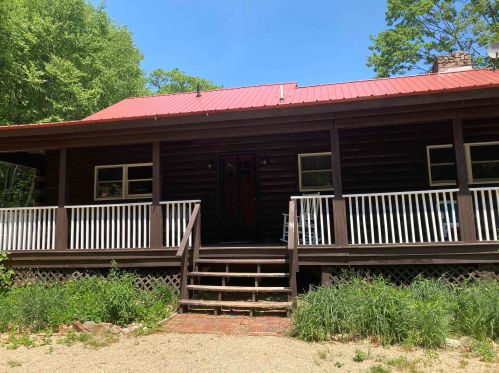 25 Clement Rd, New Hampton, NH 03256-4444