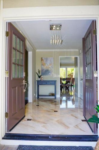 585 Hyannis Dr, Sunnyvale, CA 94087-1316