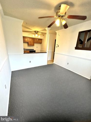 504 Freedom Cir, Harleysville PA  19438-3946 exterior