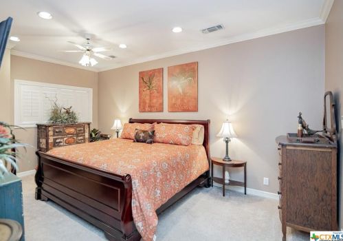 225 Charleston Dr, Victoria TX 77904-3814 exterior