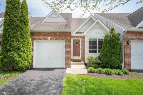 445 Red Lion Dr, Bear, DE 19701-5913