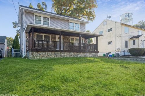 24 High Ridge Rd, Stony Point, NY 10980-2741