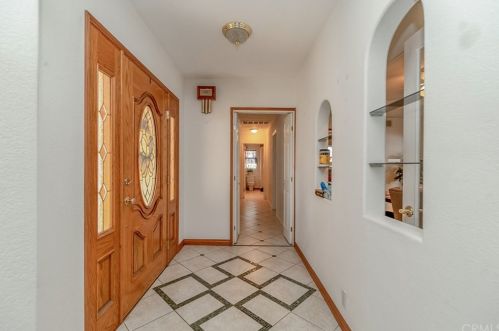 209 Horton Ave, Fullerton, CA 92833-2729