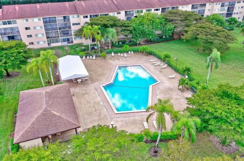 12901 15th Ct, Hollywood FL  33027-2436 exterior