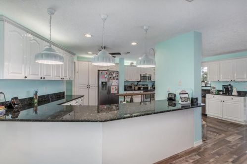 8053 Island Dr, Port Richey FL  34668-6223 exterior