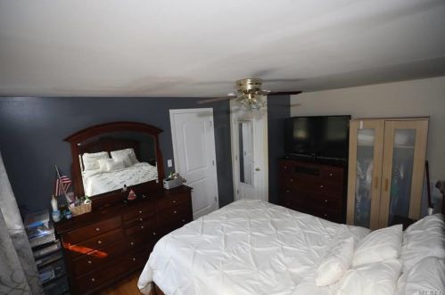 129 8 Ave, Mount Vernon NY 10550-4072 exterior