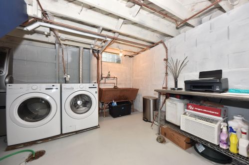 7544 Nash St, Milwaukee WI  53216-1923 exterior