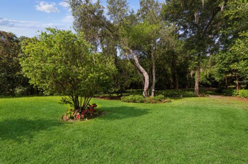 182 Birchmont Dr, Deland, FL 32724-8852