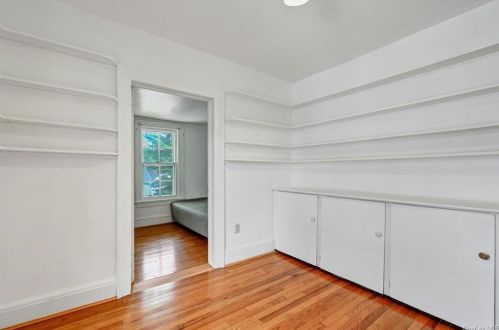 12 Royce Ave, Middletown NY  10940-4708 exterior