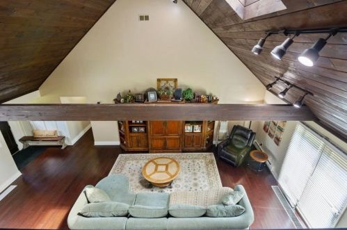 9394 Olcott Ave, Dyer IN  46373-9234 exterior