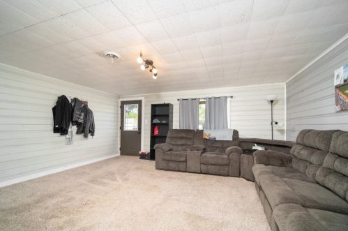 5418 39 Ave, Kenosha WI 53144-2732 exterior