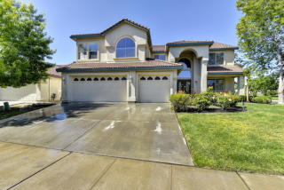 2401 Maybrook Dr, Sacramento, CA 95835-1335