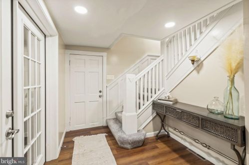 13188 Loyalty Rd, Leesburg VA  20176-6112 exterior