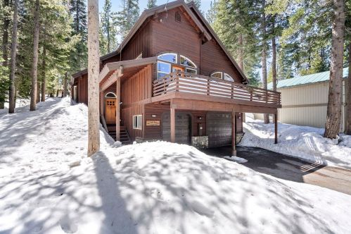 11268 Zermatt Dr, Truckee, CA 96161-6550