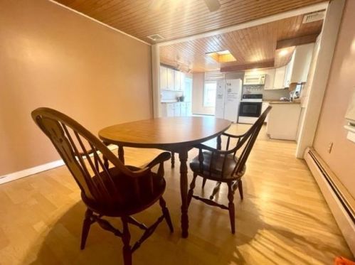 9 Cecile St, Lincoln RI  02865-3249 exterior