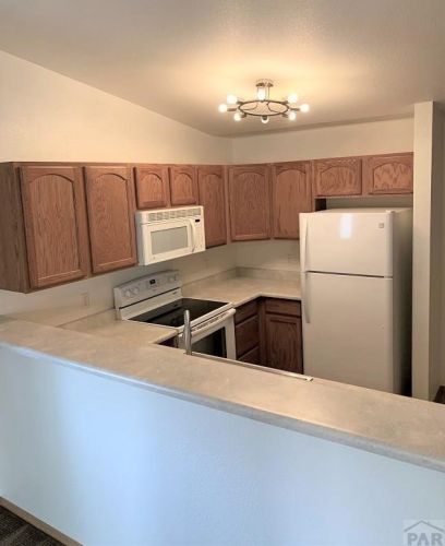 1214 Silver Hawk Ct, Pueblo CO 81008-2155 exterior