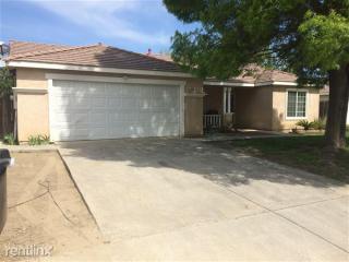 658 Coronado Pl, Hanford CA  93230-7311 exterior