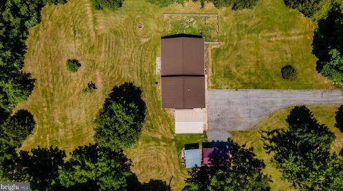 21725 Amberson Rd, Spring Run, PA 17262-9717