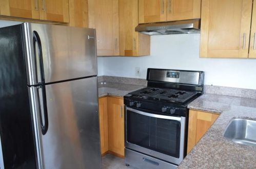 2800 Devonshire Ave, Redwood City CA  94063-3211 exterior