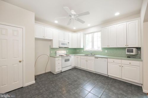 353 Apian Way, Collegeville, PA 19426-1983