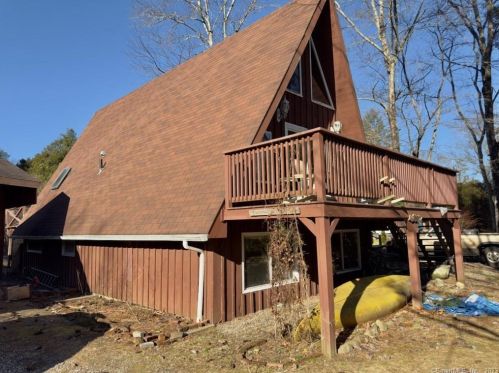 13 Lewis Ave, Norwich, CT 06351-3433