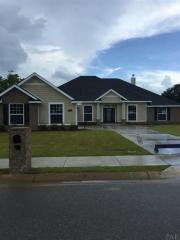 4446 Winners Gait Cir, Milton, FL 32571-6376