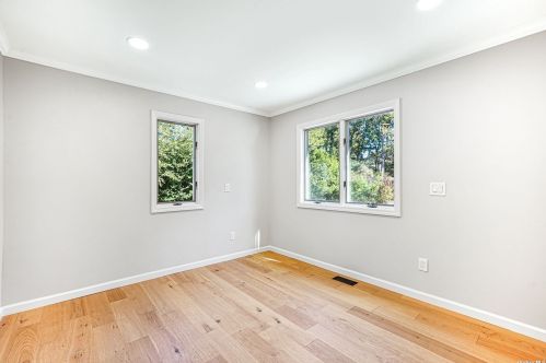 93 Coates Ave, Holbrook NY  11741-2432 exterior