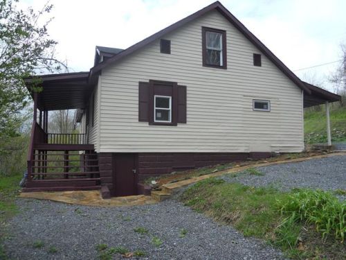 123 Monterey Dr, Tiptop, VA 24630-9321