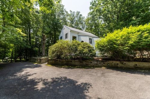 551 Wood Rd, Mahopac NY  10541-3358 exterior