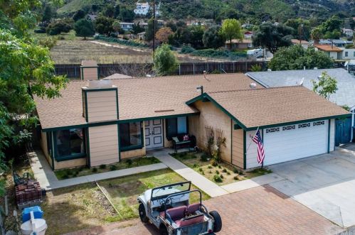 15214 Laguna Ave, Lake Elsinore, CA 92530-5512