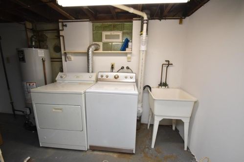 2074 Galbraith Rd, Cincinnati OH  45215-5634 exterior