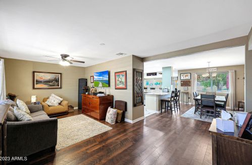 11208 109th Ave, Sun City, AZ 85351-4008