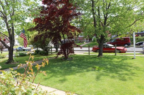 2481 6th St, Hempstead NY  11554-3115 exterior