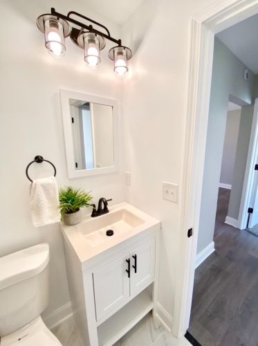 7706 Manor Ave, Hammond IN  46321-1023 exterior