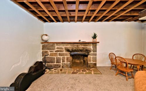 1472 Timberline Dr, Pottstown PA  19465-7234 exterior