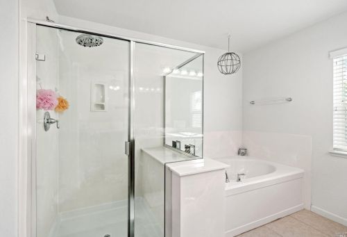 7018 Westminster Ct, Vacaville CA  95687-8254 exterior