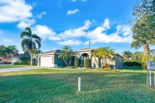 591 High Hawk Cir, Vero Beach, FL 32962-7155