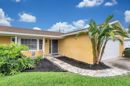 6974 15th Ave, Saint Petersburg, FL 33710-5328