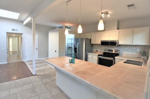 747 Borchard Ct, Woodland CA  95695-5001 exterior