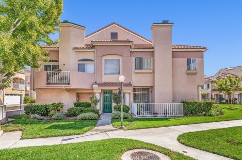 27008 Karns Ct, Santa Clarita, CA 21101-4961