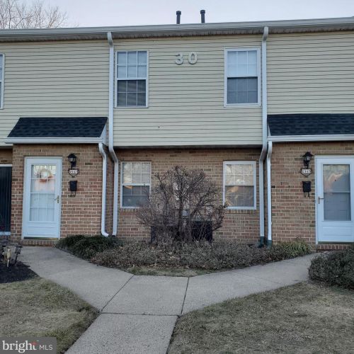 2147 Harbour Dr, Palmyra, NJ 08065-1122