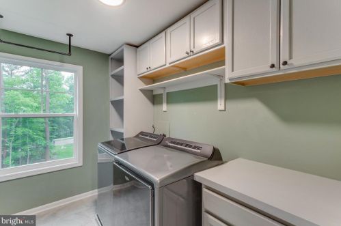 181 Empress Alexandra Pl, Fredericksburg VA  22406-4085 exterior