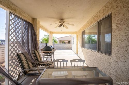 2064 Desert Palms Dr, Bullhead City AZ  86426-8803 exterior